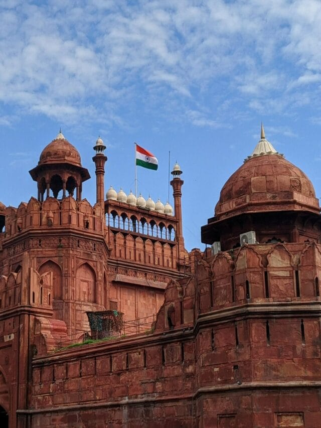 9 Best Shopping Places In Delhi